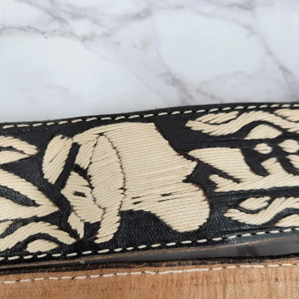 Black and Cream Embroidered Belt Mexico Western Cowboy Leather